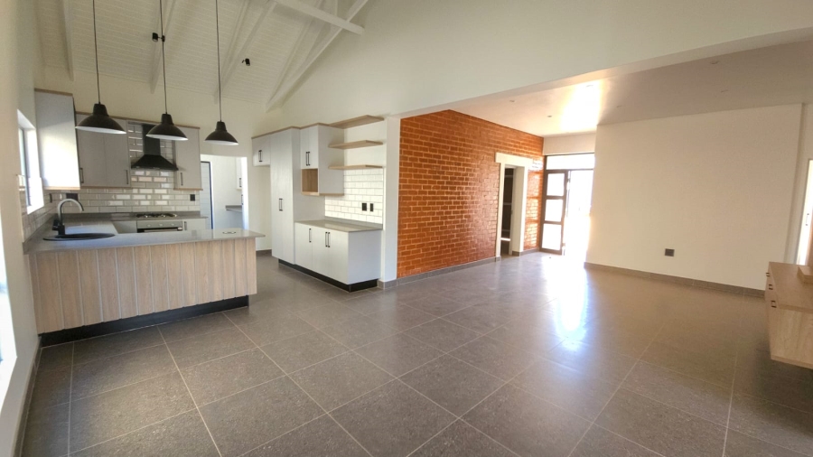 To Let 3 Bedroom Property for Rent in Melodie North West